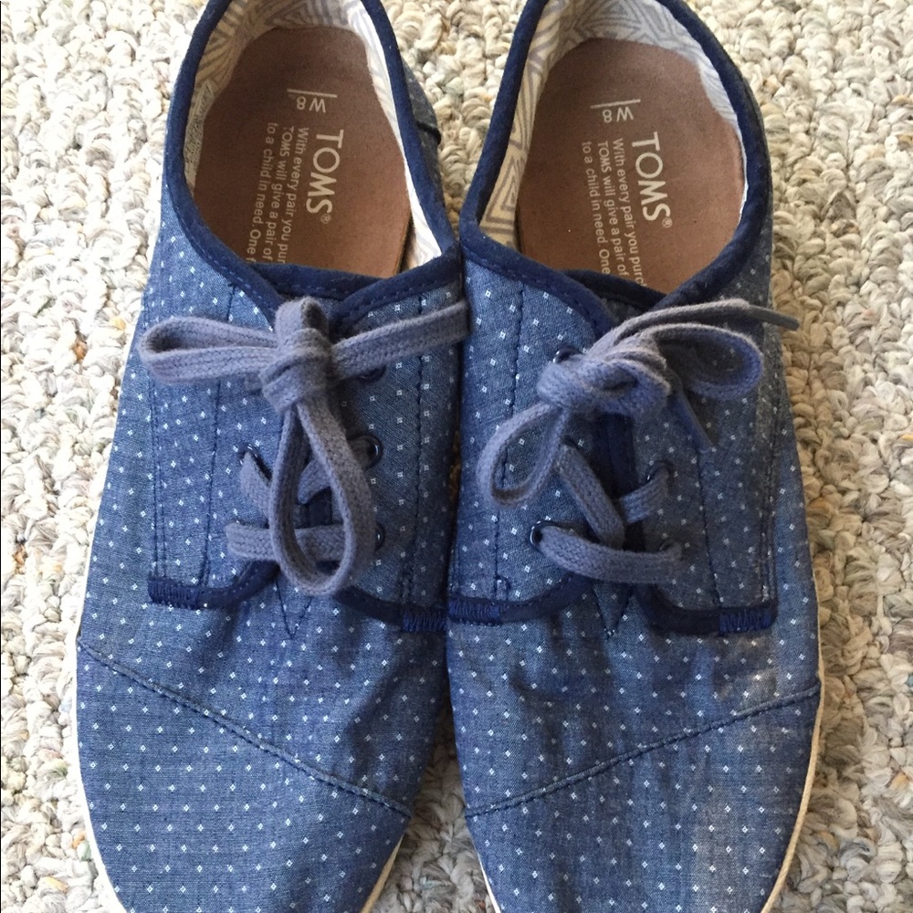TOMS Lace Up Shoes Women’s Size 8W